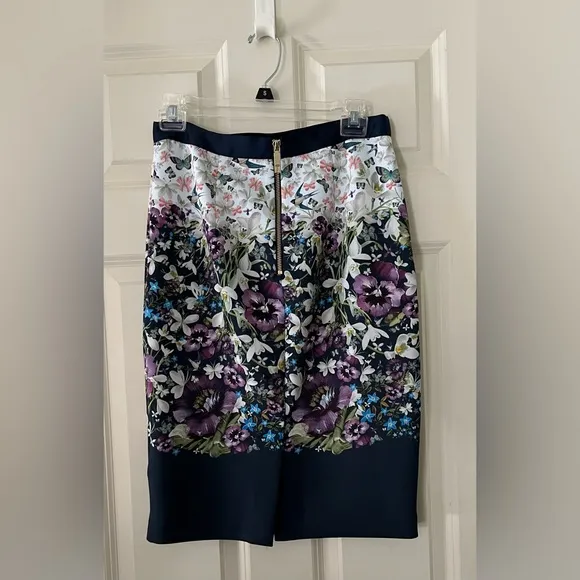 Women’s Ted Baker Carpi Entangled Enchantment Pencil Skirt Floral Spring Size 2