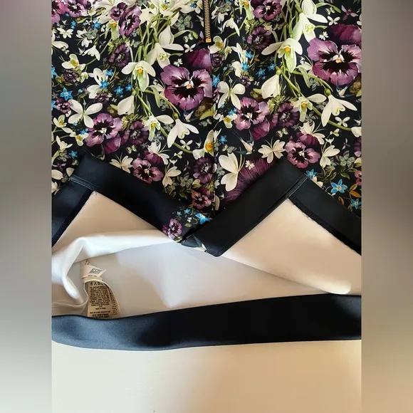 Women’s Ted Baker Carpi Entangled Enchantment Pencil Skirt Floral Spring Size 2