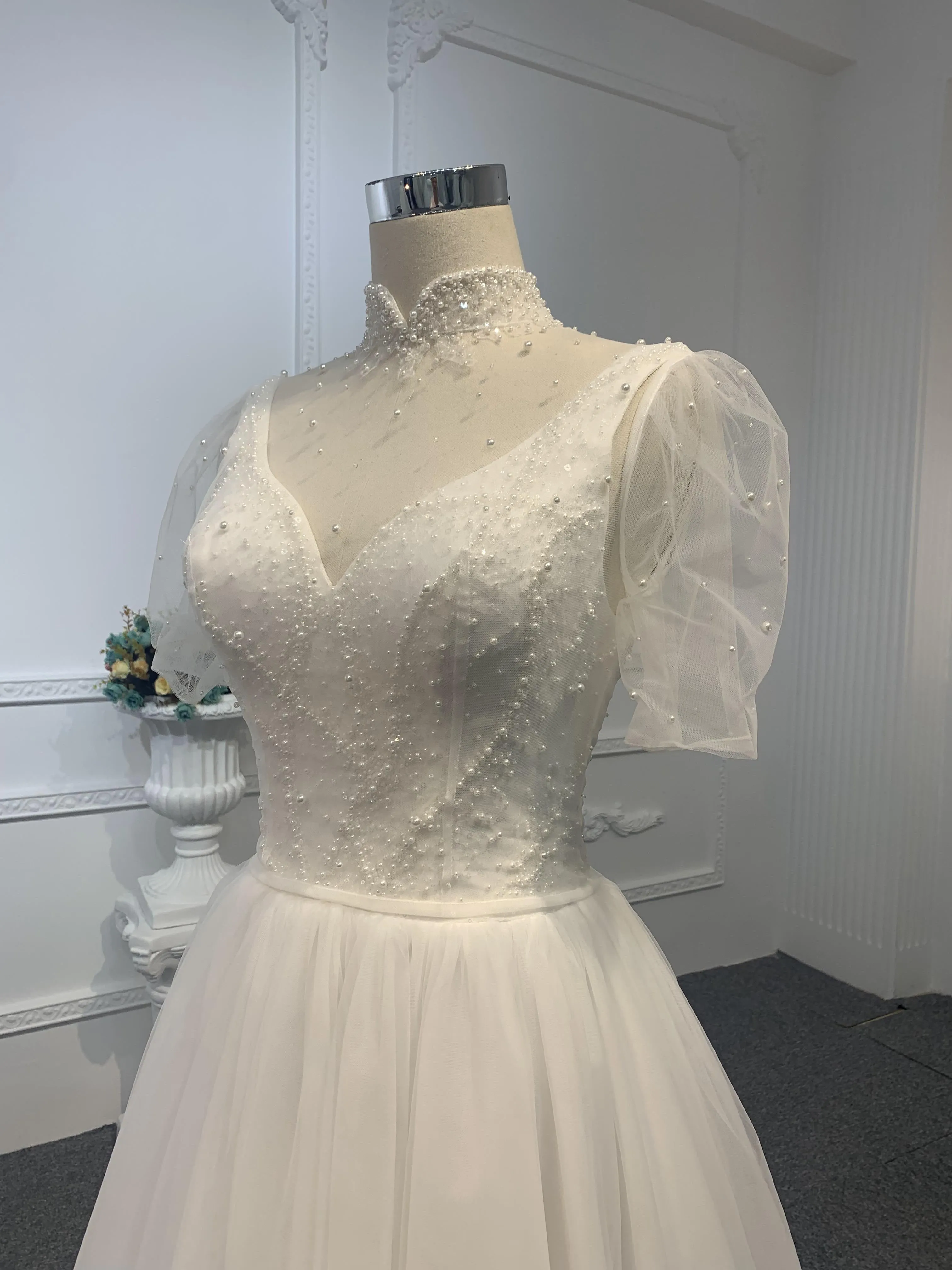 Z029-BYG OFF-WHITE ORGANZA A-LINE DRESS